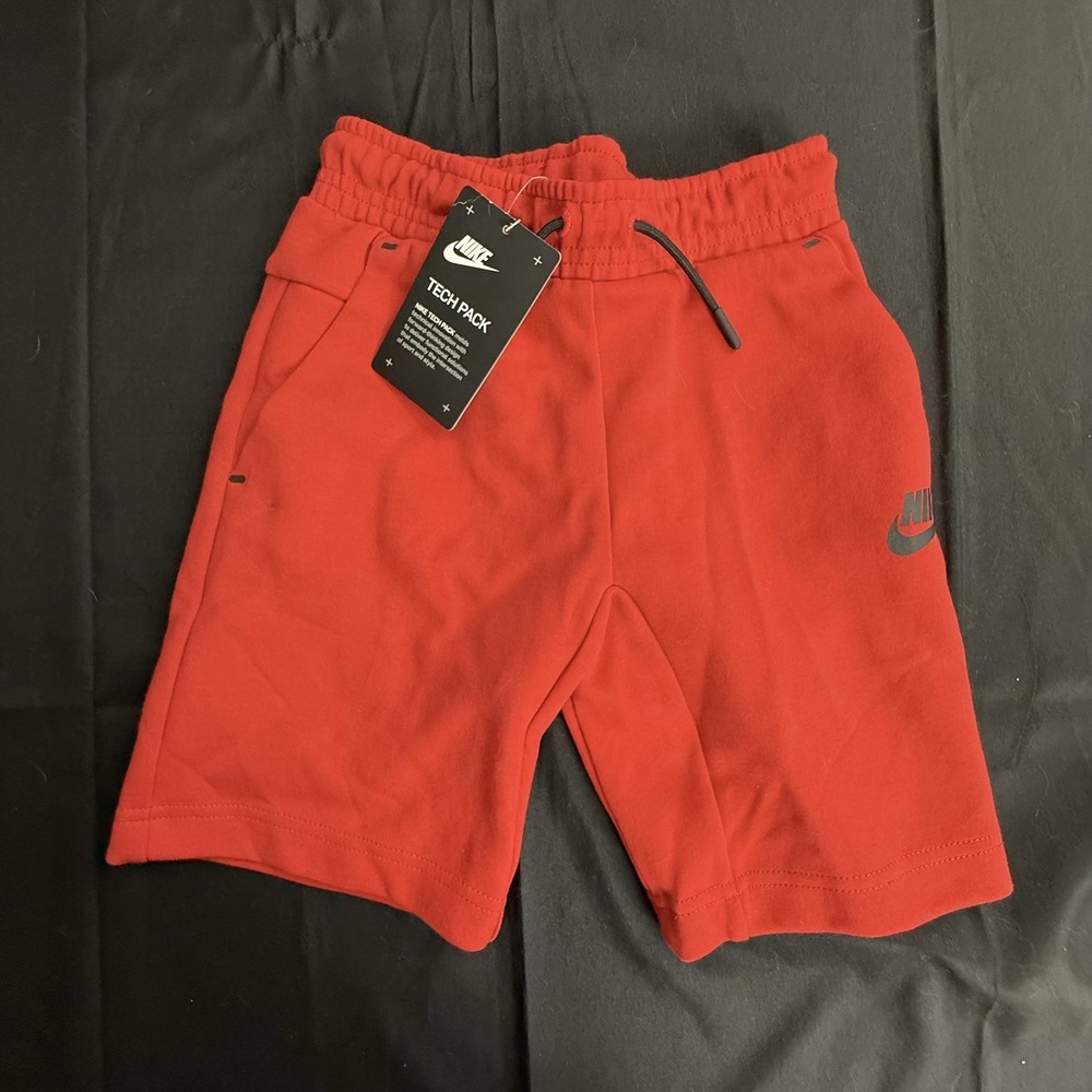 Nike Tech Pack Fleece Jogging Shorts Kids Shorts Red Bots Large Size 6-7 Years